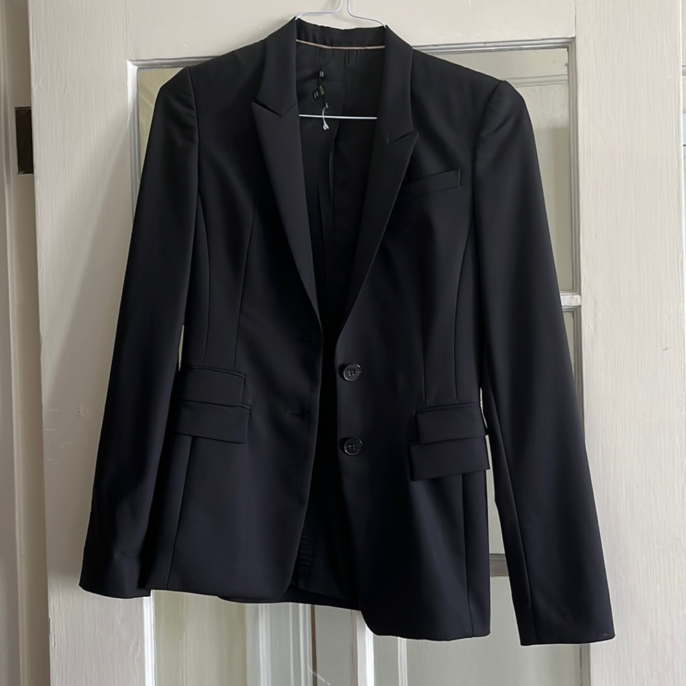 Hugo Boss women’s blazer